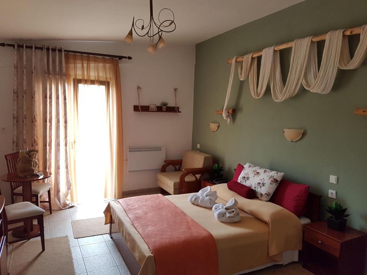 Hotel Metoxi Spilia  Экстерьер фото